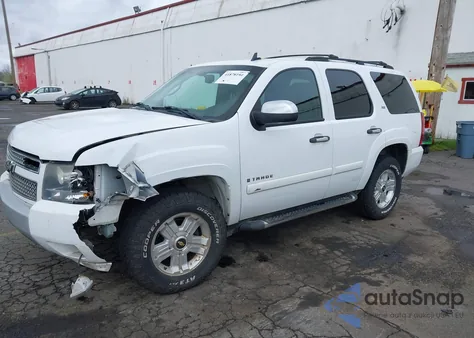 2008 Chevrolet Tahoe K1500 z USA, uszkodzony, nr VIN 1GNFK13088R160860